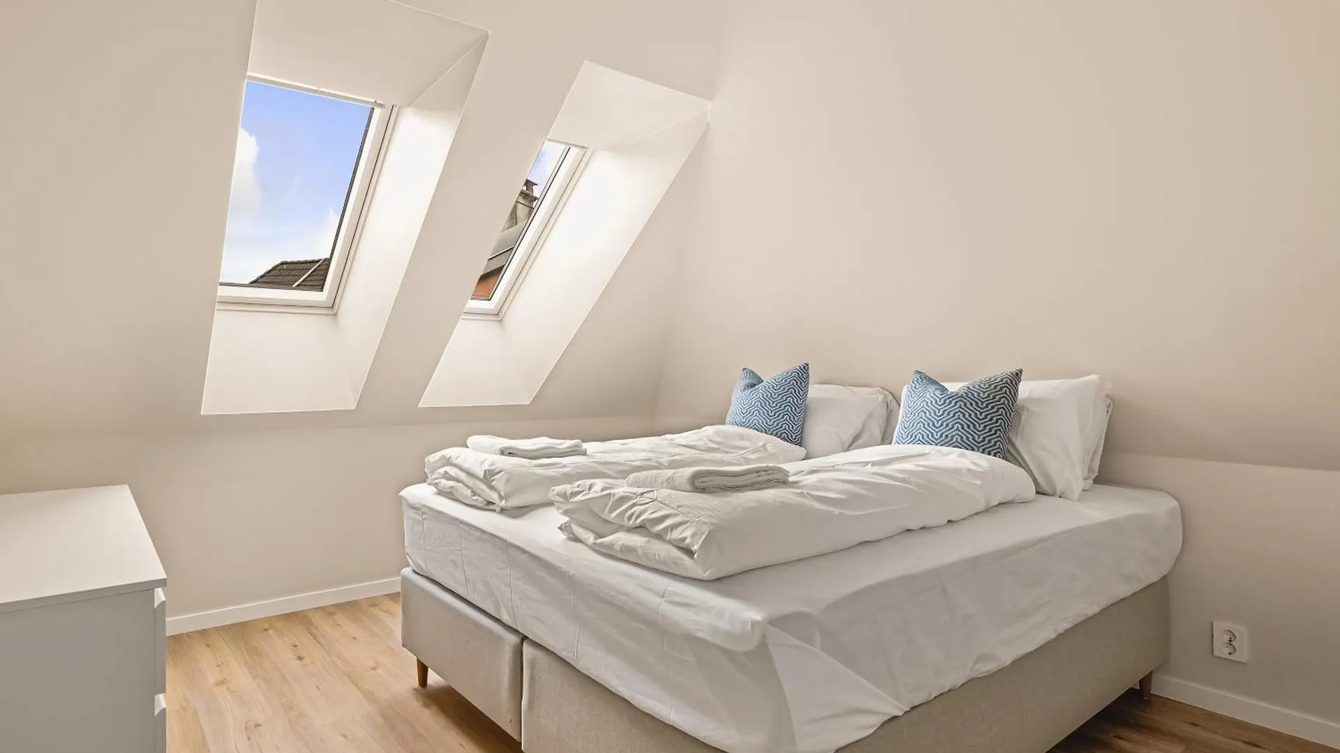 HH24 - Modern Apartments l City Center Bergen 0*,